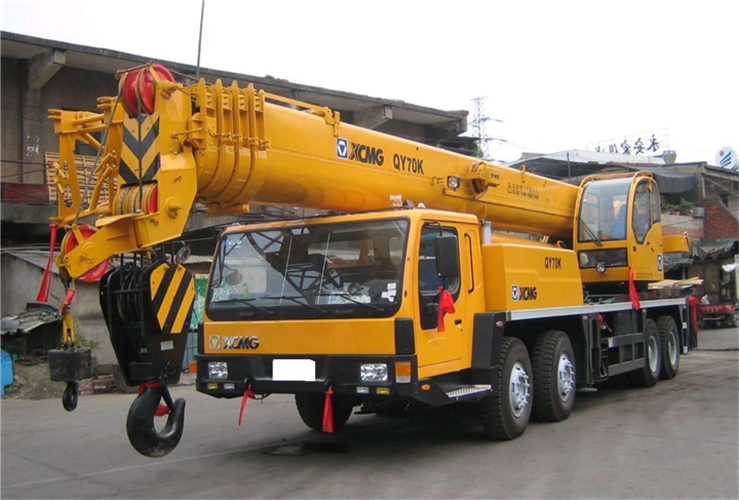 商南县吊车出租选择重点